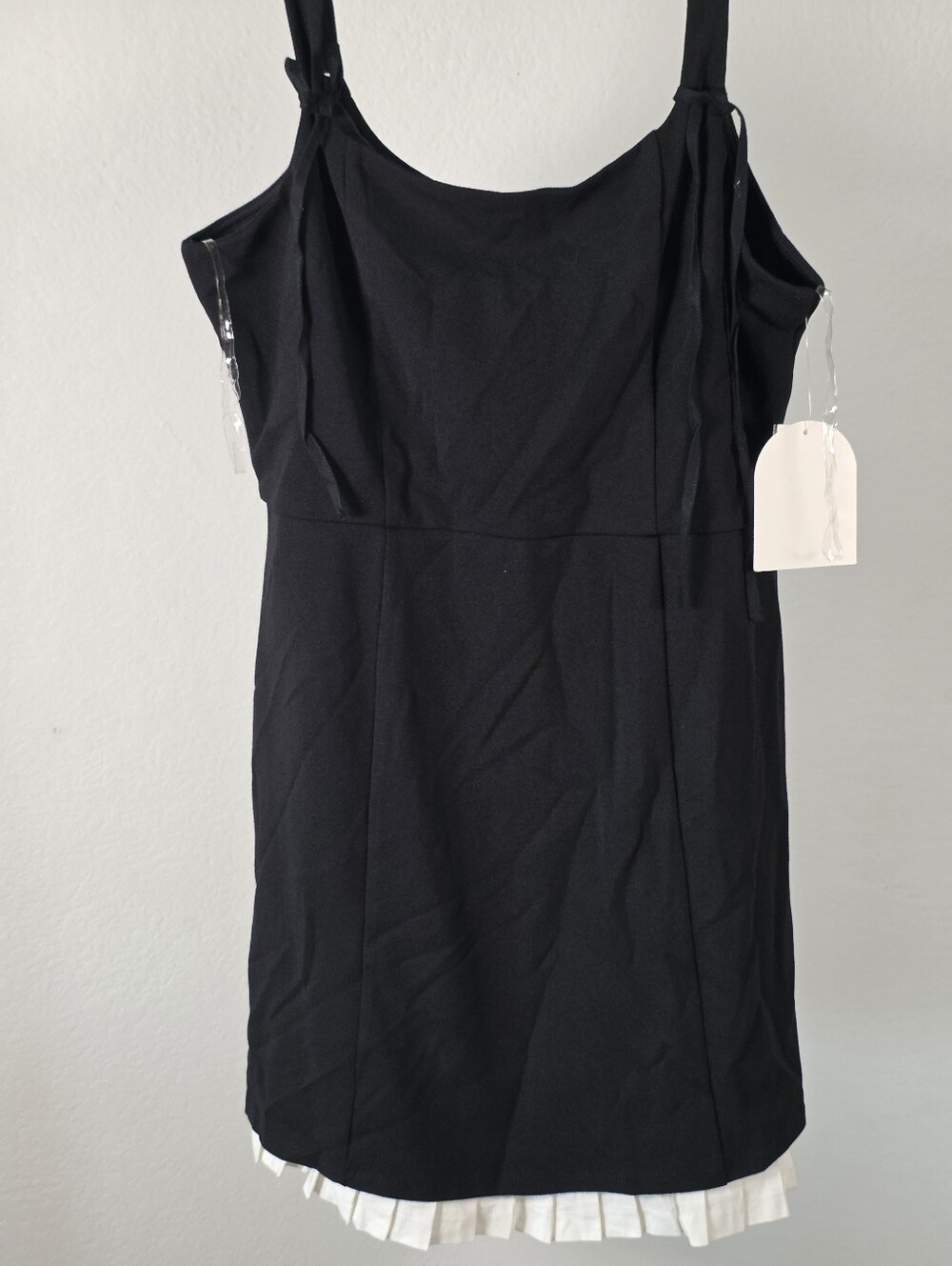 Row A NWT Black White Pleated Hem Mini Dress XXL Sleeveless Scoop Neck - Picture 4 of 9